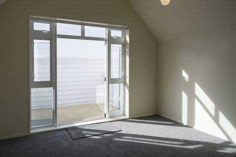 Photo of property in Pirie Street Townhouses, 18/35u Pirie Street, Mount Victoria, Wellington, 6011