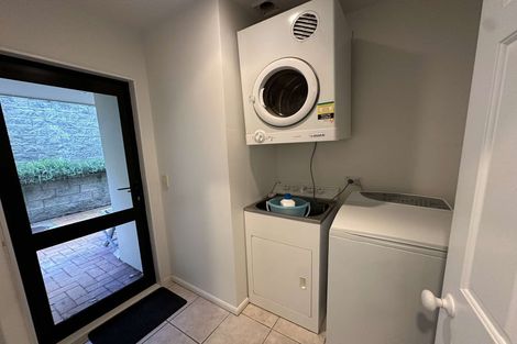 Photo of property in 22u7 Oriental Terrace, Oriental Bay, Wellington, 6011