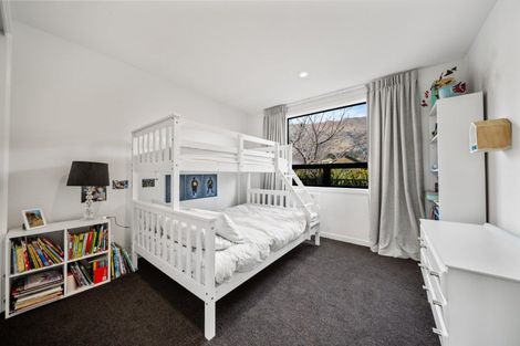 Photo of property in 13 Eden Close, Wanaka, 9305