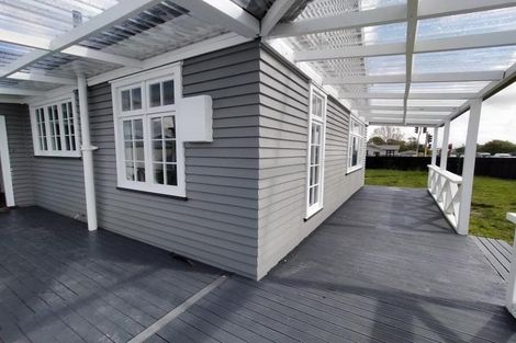 Photo of property in 1006 Tremaine Avenue, Roslyn, Palmerston North, 4414