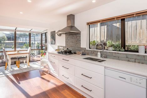 Photo of property in 10b Nathan Avenue, Paraparaumu Beach, Paraparaumu, 5032