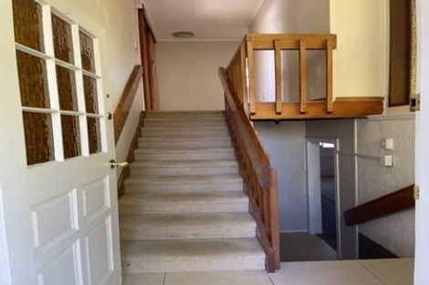 Photo of property in 9 James Street, Glenfield, Auckland, 0629