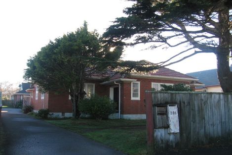 Photo of property in 201 Knights Road, Hutt Central, Lower Hutt, 5011