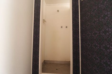 Photo of property in 11 Ellice Road, Totara Vale, Auckland, 0629