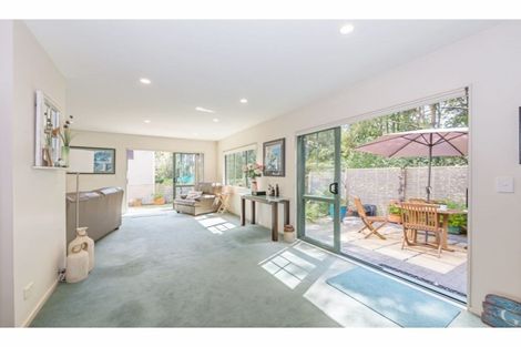 Photo of property in 13k Eban Avenue, Hillcrest, Auckland, 0627