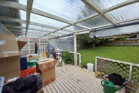 Photo of property in 23 Tane Street, New Lynn, Auckland, 0600