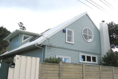Photo of property in 1 Pinelands Avenue, Seatoun, Wellington, 6022