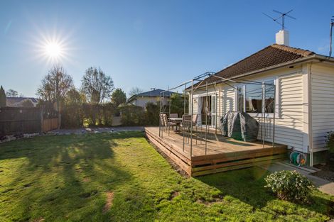 Photo of property in 8 Lindon Street, Rangiora, 7400