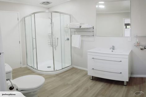 Photo of property in 98 Glenpark Avenue, Frankleigh Park, New Plymouth, 4310