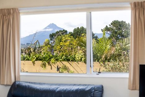 Photo of property in 27a Norwich Avenue, Spotswood, New Plymouth, 4310