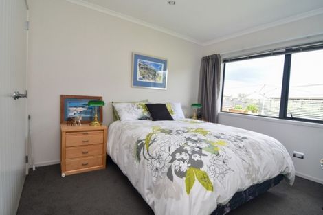 Photo of property in 7 The Glade, Carterton, 5713