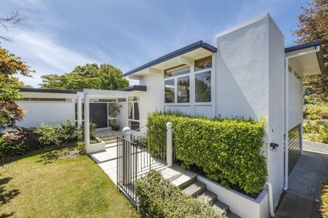 Photo of property in 23 Surrey Crescent, Hokowhitu, Palmerston North, 4410