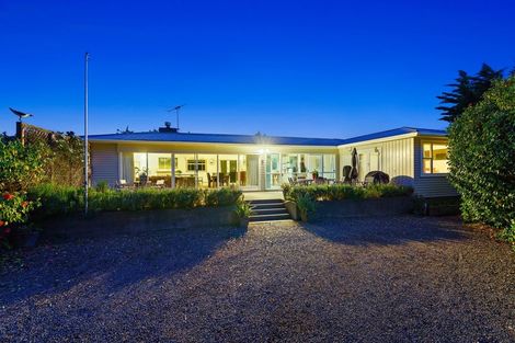 Photo of property in 29 Hona Street, Waikanae Beach, Waikanae, 5036