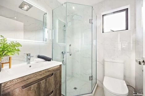 Photo of property in 1f Deering Place, Papatoetoe, Auckland, 2025