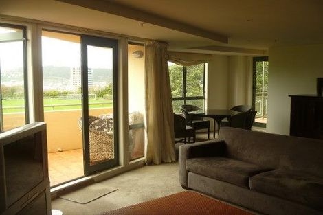 Photo of property in 11/80u Salamanca Road, Kelburn, Wellington, 6012