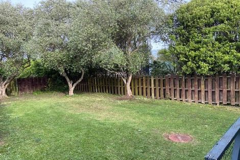 Photo of property in 30 Faith Bullock Place, New Lynn, Auckland, 0600