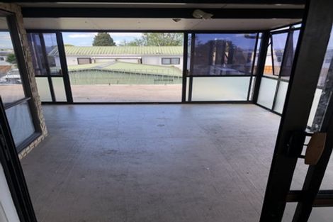 Photo of property in 20 Christmas Road, Manurewa, Auckland, 2102