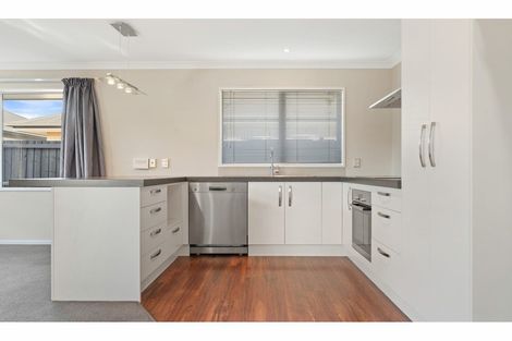 Photo of property in 4 Somerville Crescent, Aidanfield, Christchurch, 8025