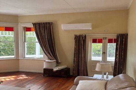 Photo of property in 31 Charlotte Avenue, Brooklyn, Wellington, 6021