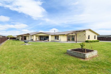 Photo of property in 196 Kelvin Grove Road, Kelvin Grove, Palmerston North, 4414