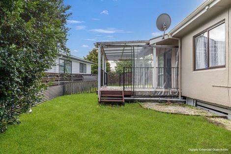 Photo of property in 2/17 Mcdougall Street, Manurewa East, Auckland, 2102