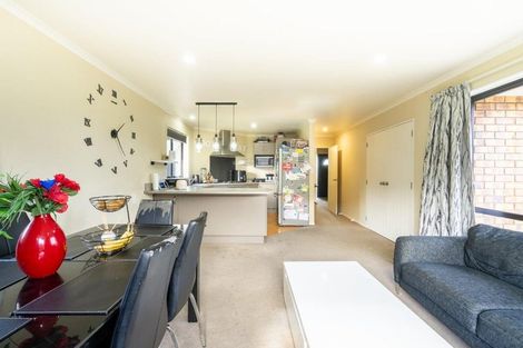 Photo of property in 33 Geneva Terrace, Kelvin Grove, Palmerston North, 4414