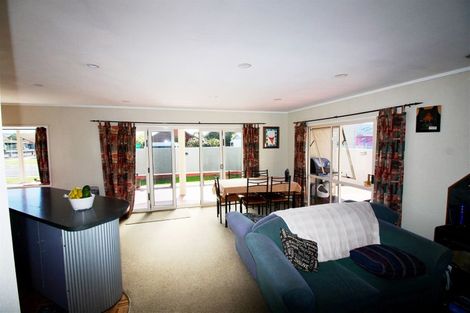 Photo of property in 16 Lee Street, Whitianga, 3510