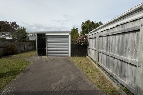 Photo of property in 2/122 William Street, Petone, Lower Hutt, 5012