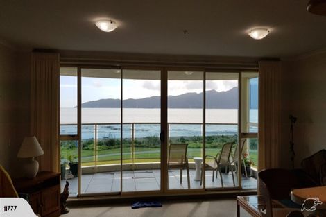 Photo of property in Ocean Apartments, 44 Marine Parade, Paraparaumu Beach, Paraparaumu, 5032