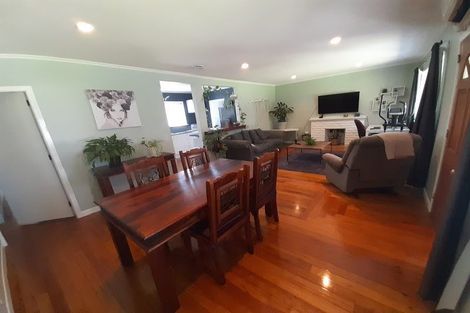 Photo of property in 16 Lancaster Road, Beach Haven, Auckland, 0626