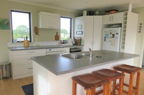Photo of property in 292b Seaforth Road, Waihi Beach, 3611