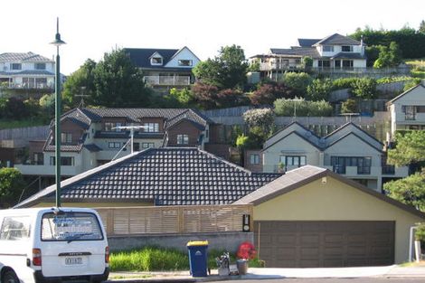 Photo of property in 21 Gretna Green, Browns Bay, Auckland, 0630