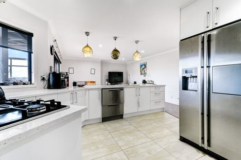 Photo of property in 241 Paremoremo Road, Lucas Heights, Auckland, 0632