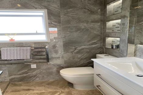 Photo of property in 313 Hobsonville Road, Hobsonville, Auckland, 0618