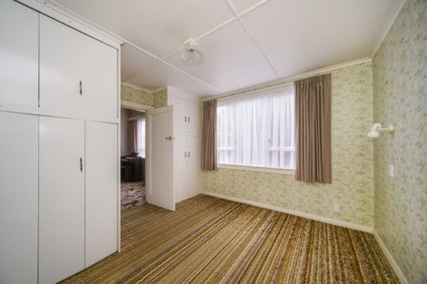 Photo of property in 2 Rira Street, Marton, 4710