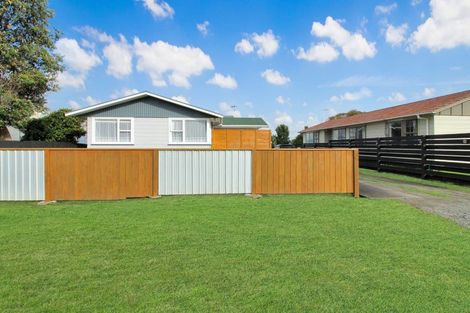 Photo of property in 13 Russell Street, Marton, 4710