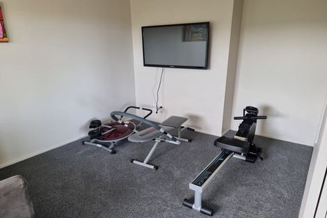 Photo of property in 10/2-22a Balmain Road, Chatswood, Auckland, 0626