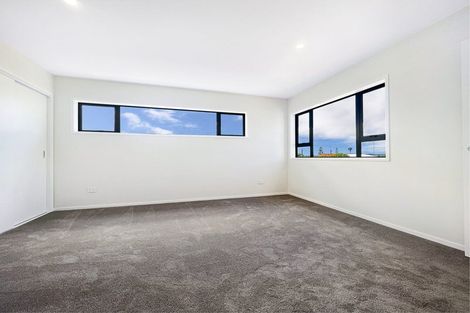 Photo of property in 57 Wharf Road, Te Atatu Peninsula, Auckland, 0610