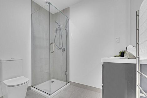 Photo of property in 135 Lincoln Road, Addington, Christchurch, 8024