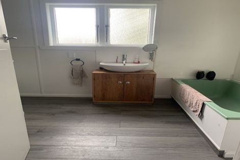 Photo of property in 2b Mcgreevy Street, Waipawa, 4210