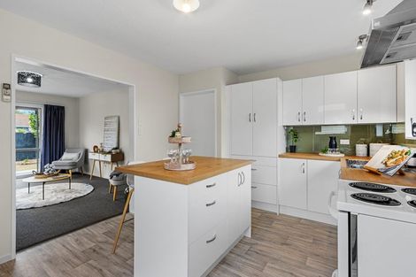 Photo of property in 2/41 Valecrest Avenue, Parklands, Christchurch, 8083