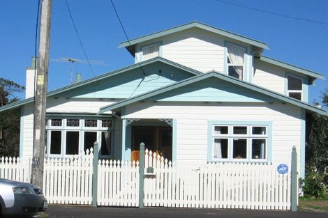 Photo of property in 68 Rotherham Terrace, Miramar, Wellington, 6022