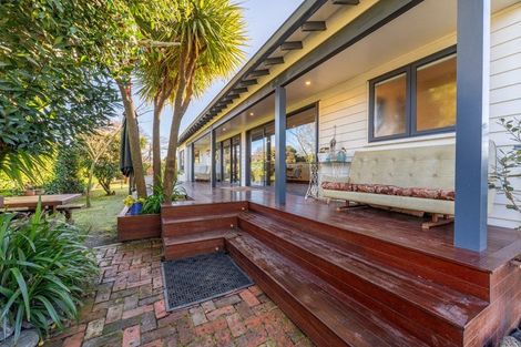 Photo of property in 24 George Street, Geraldine, 7930