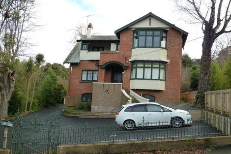 Photo of property in 2 Heriot Row, Dunedin Central, Dunedin, 9016