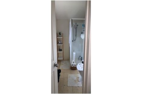 Photo of property in 24 Gendo Avenue, Henderson, Auckland, 0612