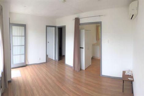 Photo of property in 113a Newlands Road, Newlands, Wellington, 6037