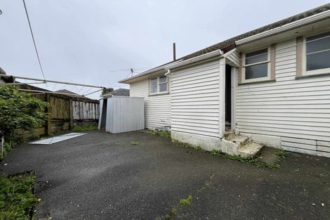 Photo of property in 1034 High Street, Avalon, Lower Hutt, 5011