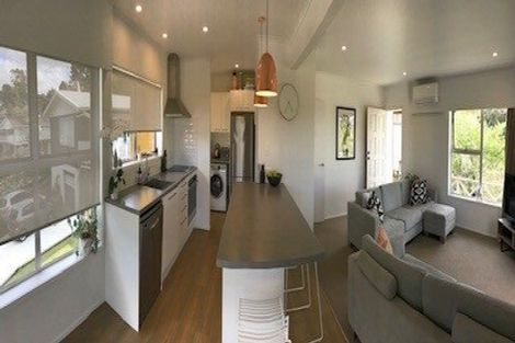 Photo of property in 1/54 Ayton Drive, Totara Vale, Auckland, 0629