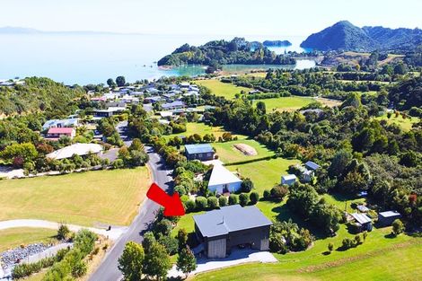 Photo of property in 53 Nyhane Drive, Ligar Bay, Takaka, 7183