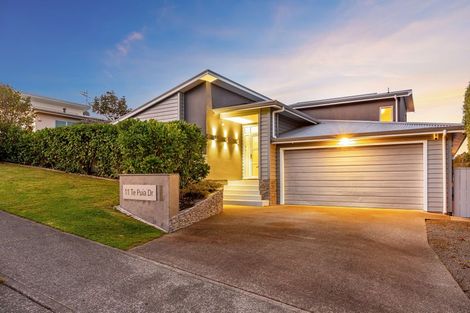 Photo of property in 11 Te Puia Drive, Aotea, Porirua, 5024